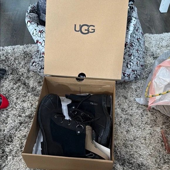 UGG | Shoes | Ugg Black Ankle Boots Sleek And Stylish | Poshmark display picture 3